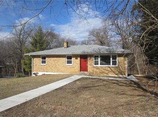 9907 North Rd, Fairview Heights, IL 62208