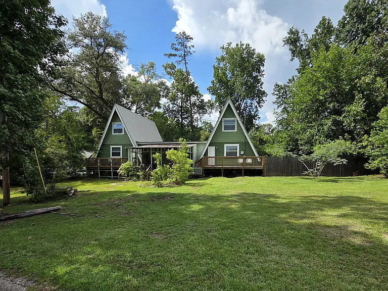 485 Forest Green Dr — Photo 3