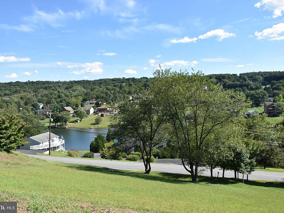 1st image of 964 Wynonah Dr