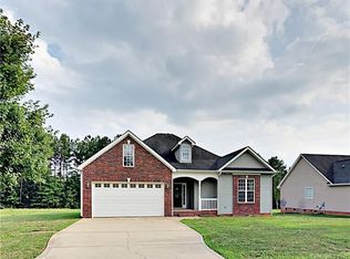 129 Ole Farm Pl, Kings Mountain, NC 28086