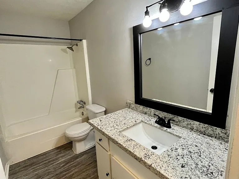 1404 Rescue Ct — Photo 8