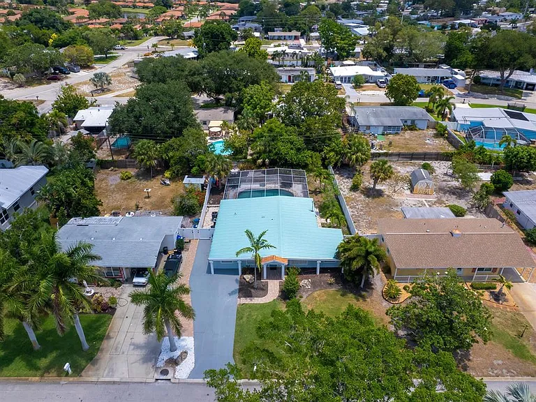 3115 Bay Dr — Photo 24
