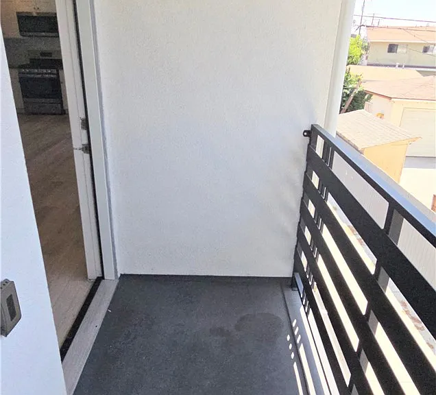 10824 Long Beach Blvd — Photo 19
