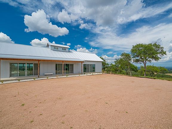 3rd image of 595 Vista Verde