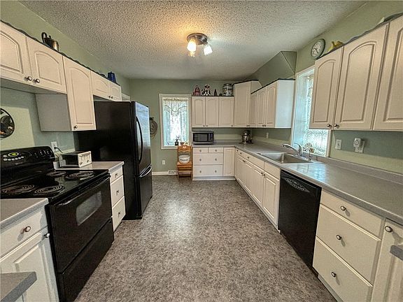 5th image of 2630 6th Street