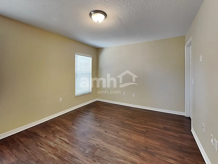 11912 Mango Groves Blvd — Photo 8