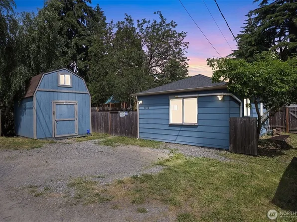 9745 Evanston Avenue N #B, Seattle, WA 98103