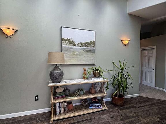 4th image of 1547 Kestrel Ct
