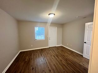 1806 Woods Ln #2912-D, High Pt, NC 27265