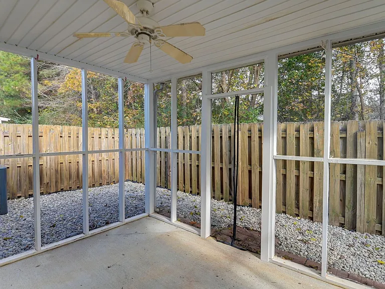 100 Buckhaven Way — Photo 2