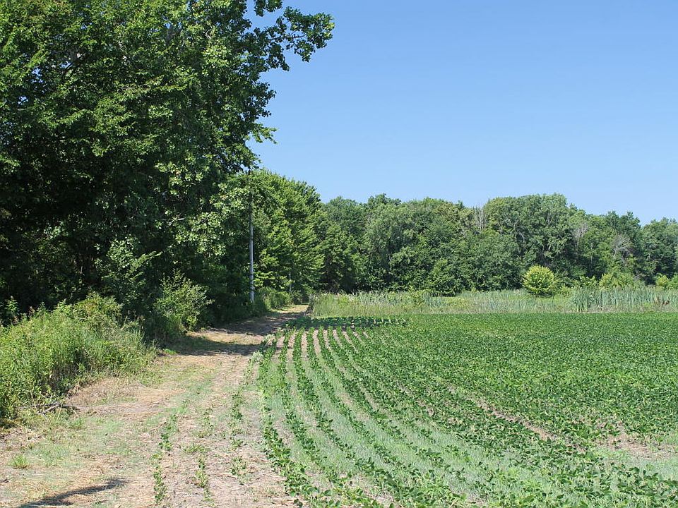 2nd image of 2533 Browntown Rd