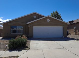 9716 El Patron Rd SW, Albuquerque, NM 87121