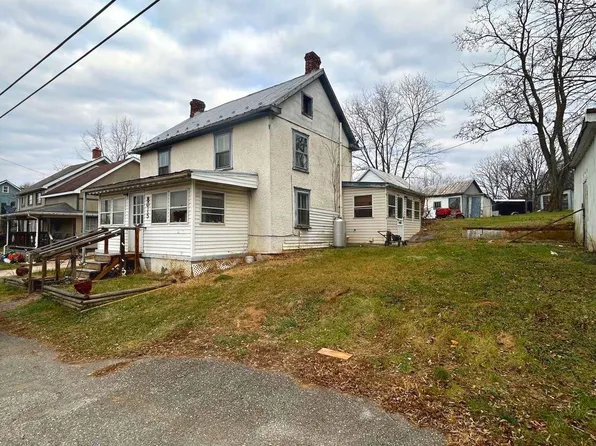 8015 Sharpsburg Pike, Fairplay, MD 21733