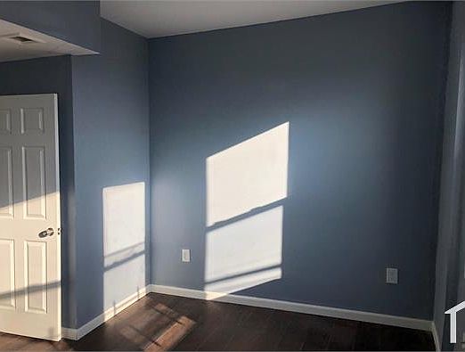 5th image of 371 Nye Ave #3B