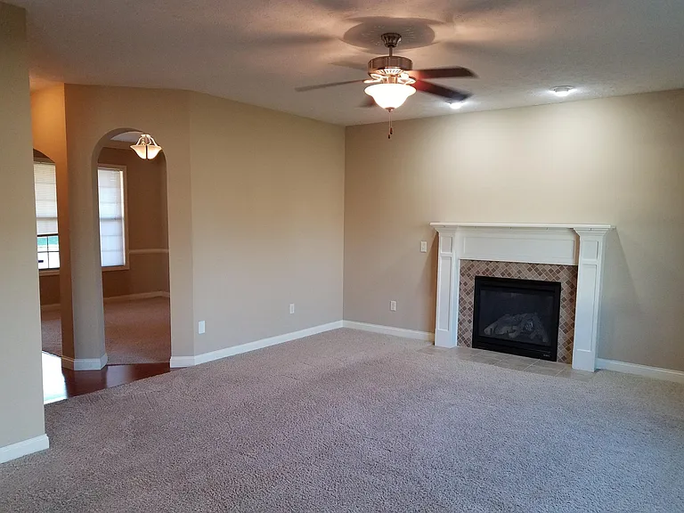 Dry Sage Cir — Photo 9