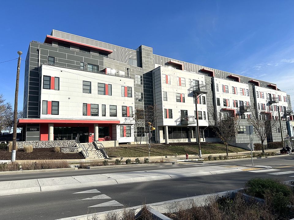 1st image of 1900 12th Ave S #420