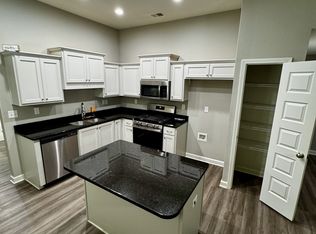 8745 Bryce Evita Dr, Southaven, MS 38672