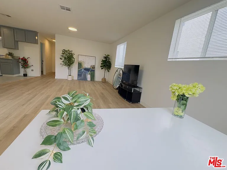 5919 Denver Ave #5919 — Photo 22