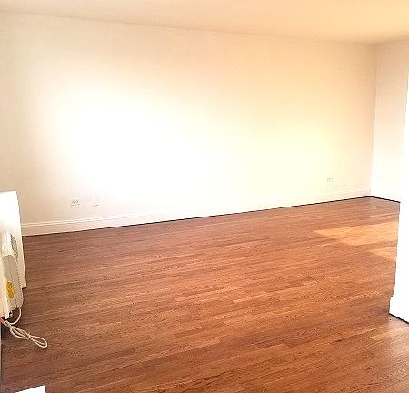4th image of 51-33 Goldsmith St #7E