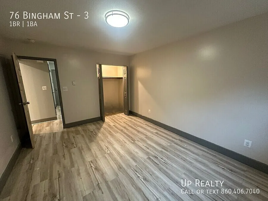 Building Photo - 76 Bingham St #3