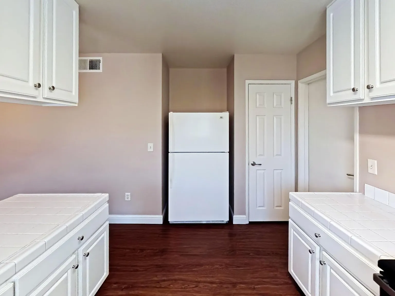 2 bed, 1150 sqft, $1,950 — Photo 4
