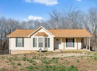 4318 Lake Rd, Woodlawn, TN 37191