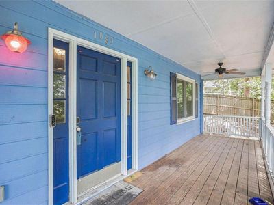 1083 Lake Dr, Snellville, GA, 30039