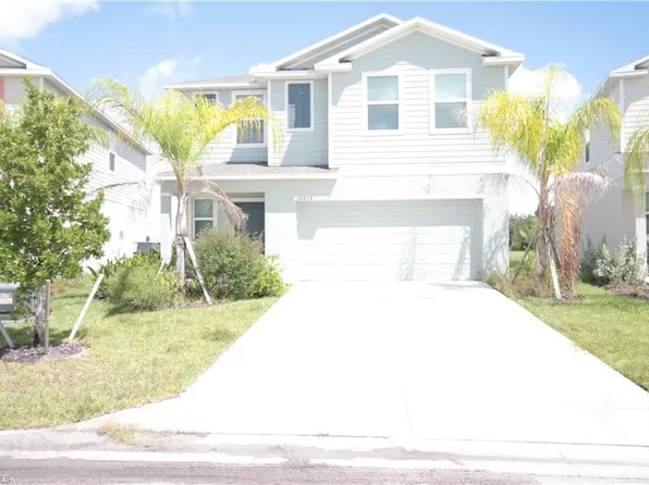 19619 Fairhill Ct, Lehigh Acres, FL 33974