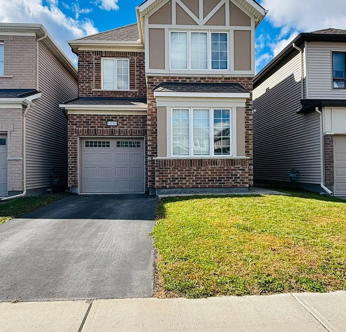 3 bed, $2,850 — Photo 1