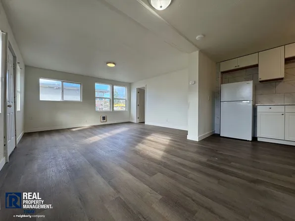 Hallassan Investments - Woo - 204-212 (Cascade Group), 204 128th St S #206, Tacoma, WA 98444