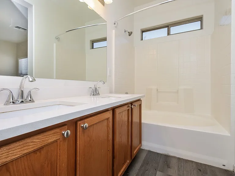 17320 W Caribbean Ln — Photo 11