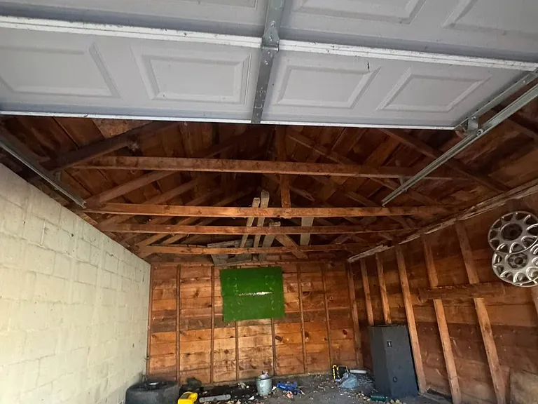 711 W Dewey St — Photo 11