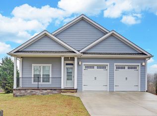 288 Towerview Cir, Mount Airy, GA 30563