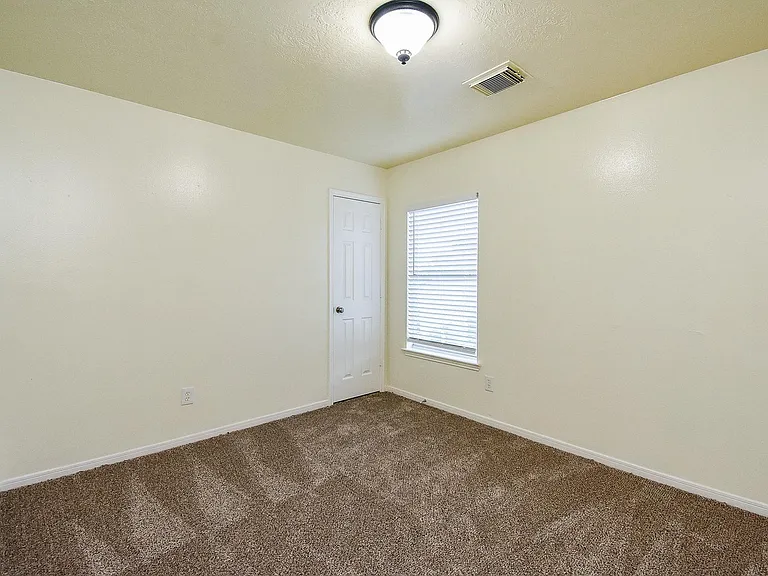 19327 Poppy Grove Ln — Photo 25
