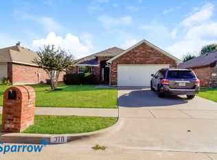 318 Creekside Way, Waxahachie, TX 75165