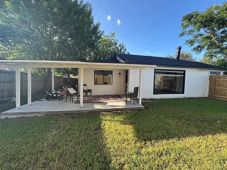 5409 Deborah Ln — Photo 20