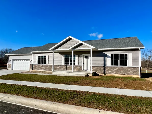 18 Doe Creek Cir, Cloverdale, IN 46120