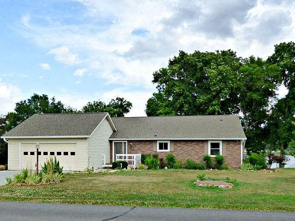 2nd image of 3510 Saint Andrews Dr