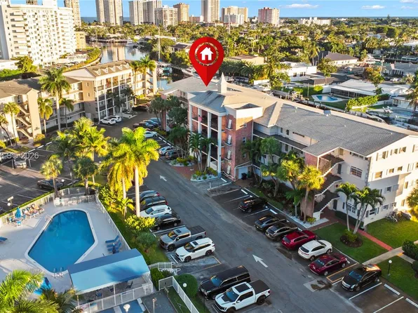 455 Paradise Isle Blvd APT 402, Hallandale, FL 33009