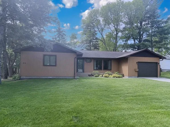 216 High St, Park Rapids, MN 56470
