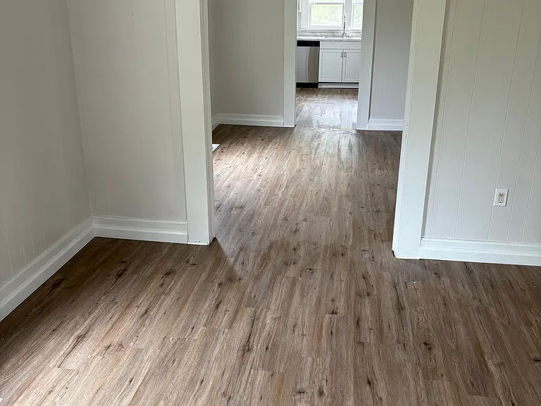 1030 Wilson St — Photo 5