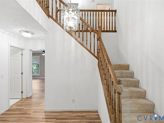 5th image of 56 Victory Ln
