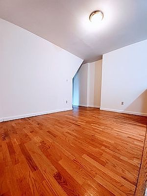 4th image of 203 3rd Ave #22