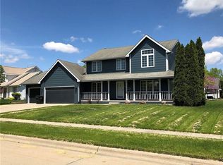 710 NE Barclay Cir, Ankeny, IA 50021