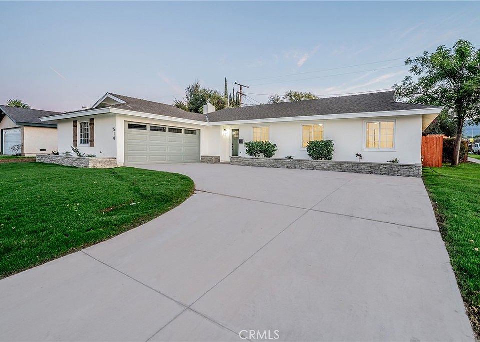 1st image of 510 W Hacienda Dr