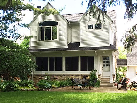 2nd image of 8329 Jackson Park Blvd