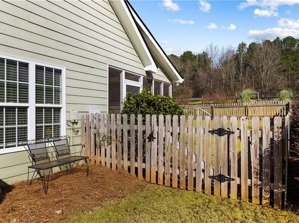 17 Castleview Ct, Jefferson, GA 30549