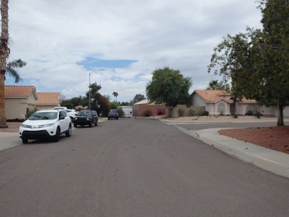 5th image of 4530 E Michelle Dr