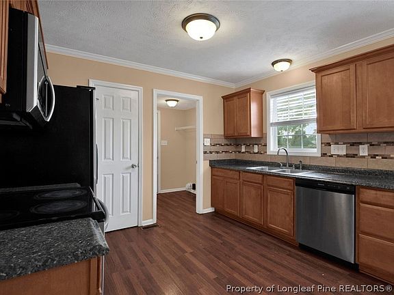 5th image of 2460 Saltwood Rd