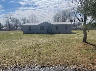 44 E Howard St, Grand Junction, MI 49056